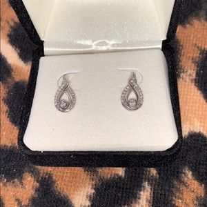 Kay Jewelers Silver diamond stud earrings